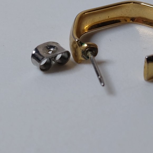 Vintage Pentagon Metal Hoop Earrings - Picture 13 of 15